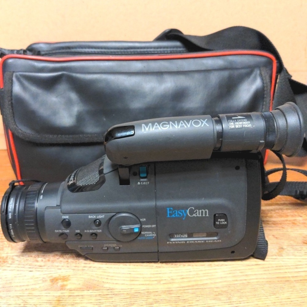 VTG 1993 Magnavox EasyCam CVN610 VHS-C Camcorder Video Camera Bag Manual Parts